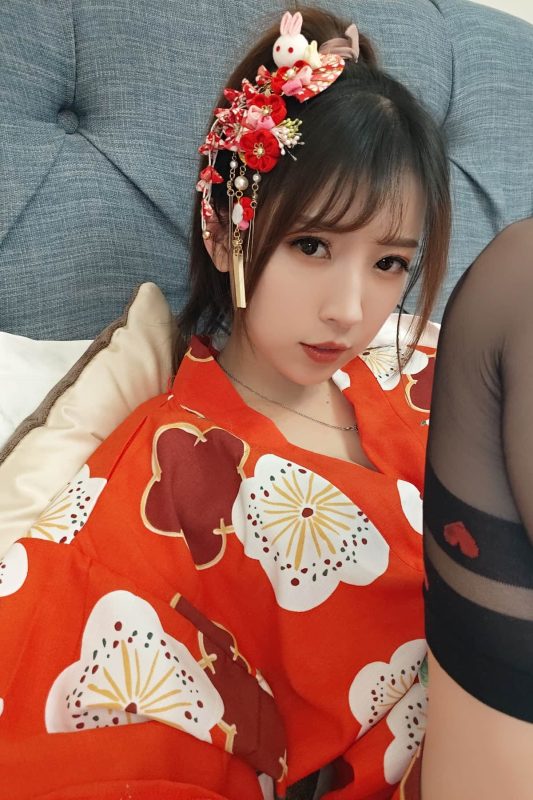 小女巫露娜 美女写真合集